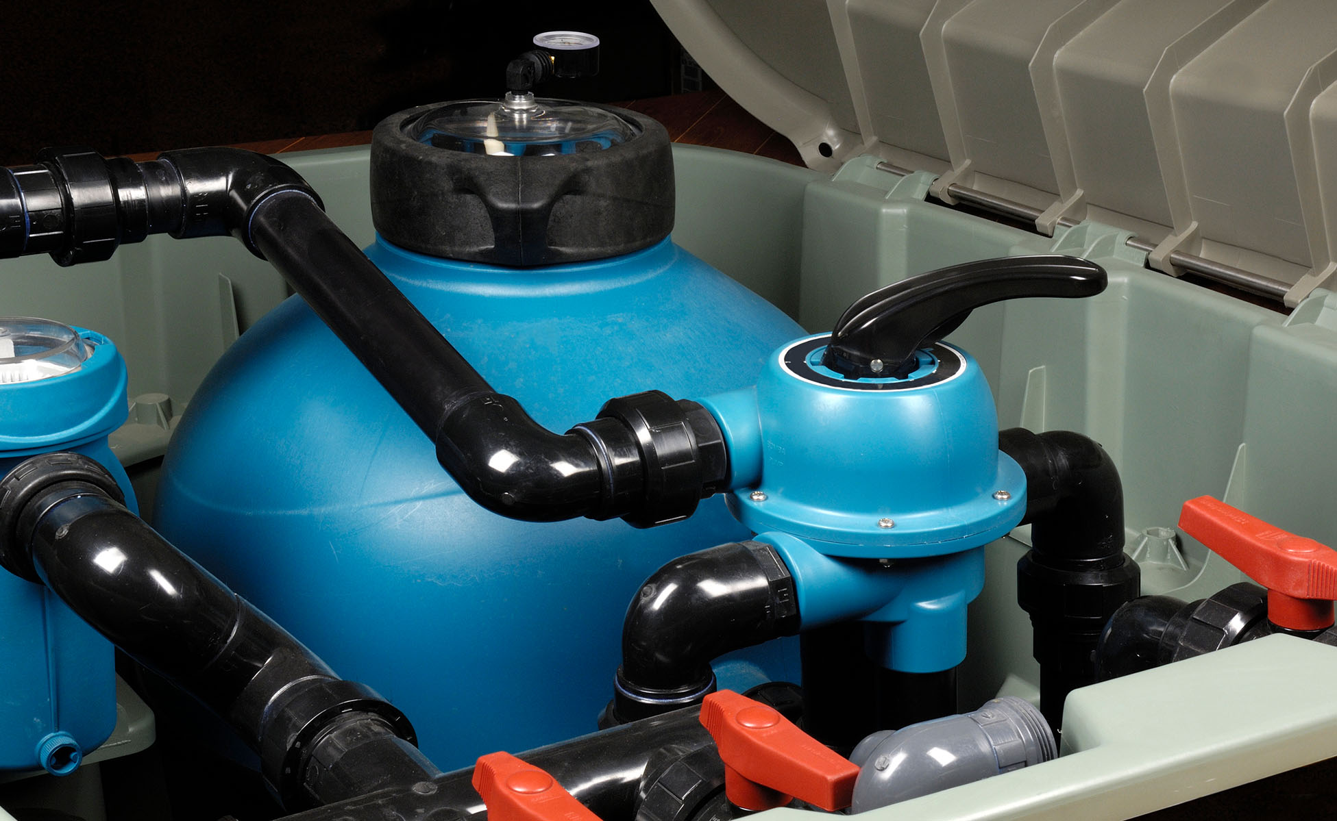 pool filter inspection